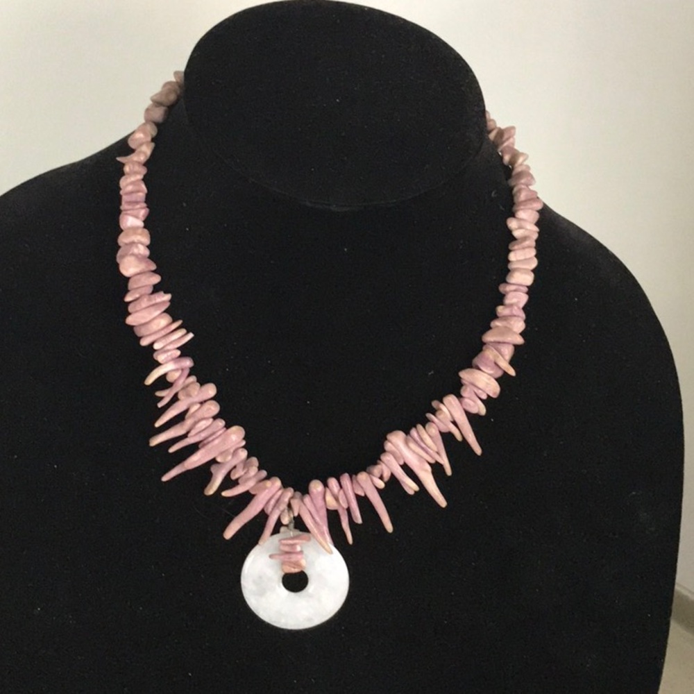 Vtg Les Bernard Coral Jade Pendant Necklace Signed